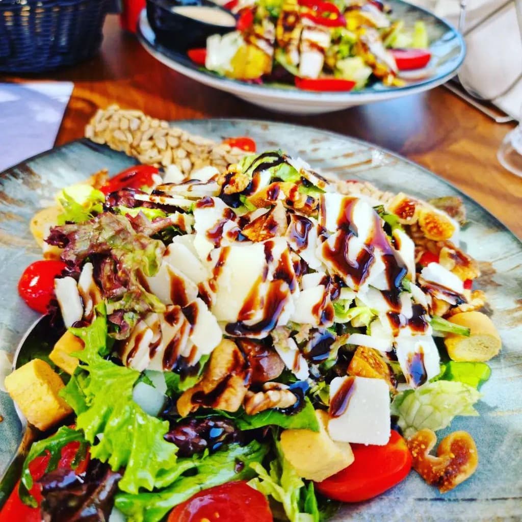 Yiasemi: Cretan gastronomy and the syrtaki of Zorbas
