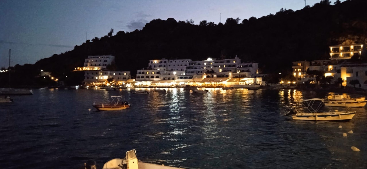 discover crete