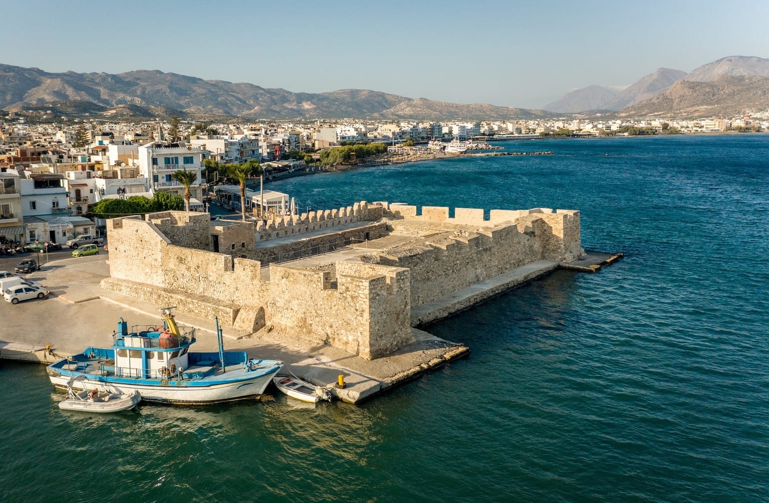 A Day in Ierapetra: Beaches, History, and Gastronomy