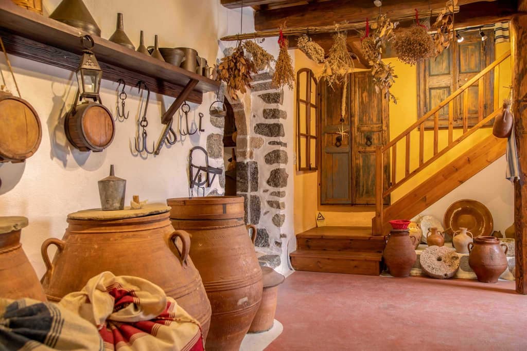 3 Λαογραφικά Μουσεία που αξίζουν μία στάση!